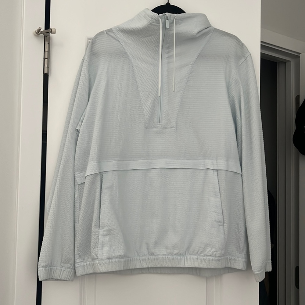 Lulu lemon pale blue pull over
